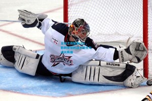 足球之夜聚焦U22，胜利背后的战术隐忧与成长阵痛