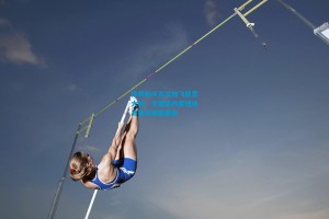 传奇射手瓦尔迪飞抵意大利，克雷莫内塞球迷高歌迎接新篇章