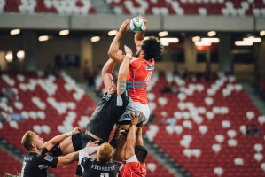 中国冰壶队世锦赛表现亮眼，新生代选手展现强劲实力